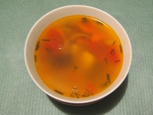 Фото: Готовое блюдо. Суп с вермишелью и помидорам приготовленныйи в мультиварке